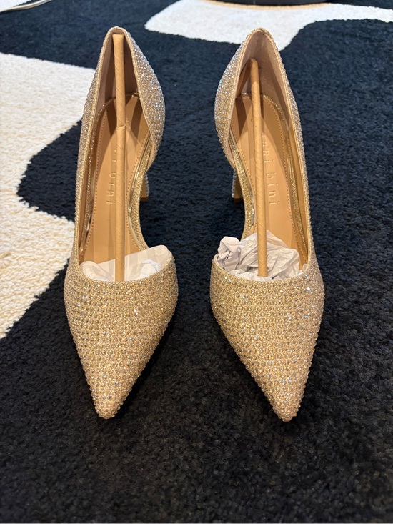 Gianni Bini Shoes - Gianni Bini Embellished Pointed-Toe Evening Pumps in Champagne